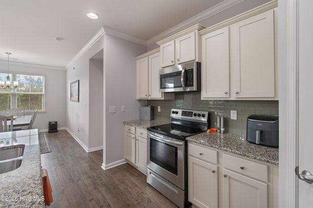 1335 Sunny Slope Circle, Calabash, NC 28467