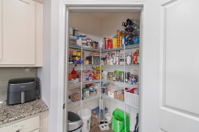 1335 Sunny Slope Circle, Calabash, NC 28467