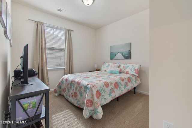 1335 Sunny Slope Circle, Calabash, NC 28467