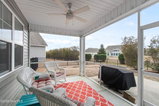 1335 Sunny Slope Circle, Calabash, NC 28467