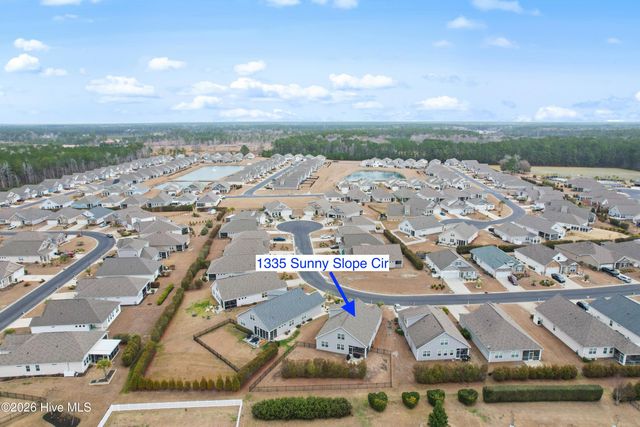1335 Sunny Slope Circle, Calabash, NC 28467