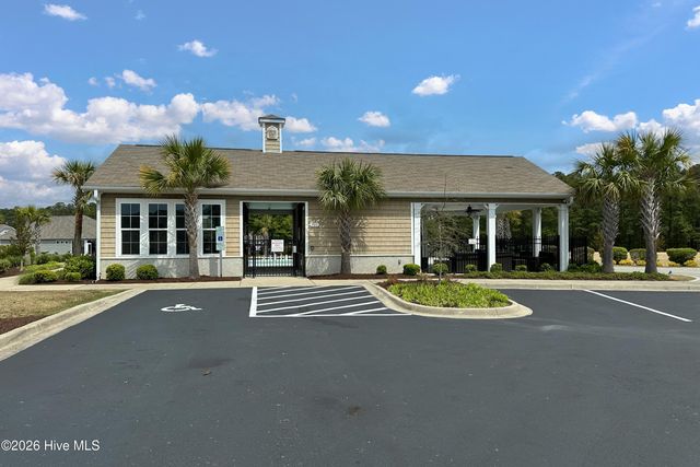 1335 Sunny Slope Circle, Calabash, NC 28467