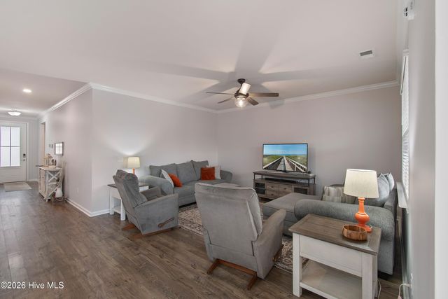 1335 Sunny Slope Circle, Calabash, NC 28467