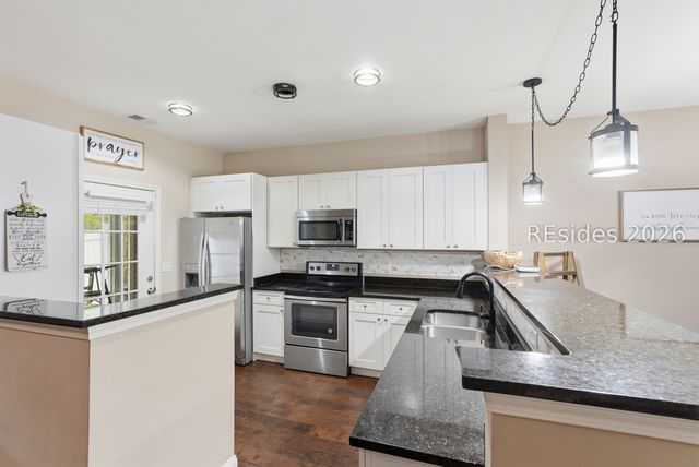 387 Dante Cir, Beaufort, SC 29906