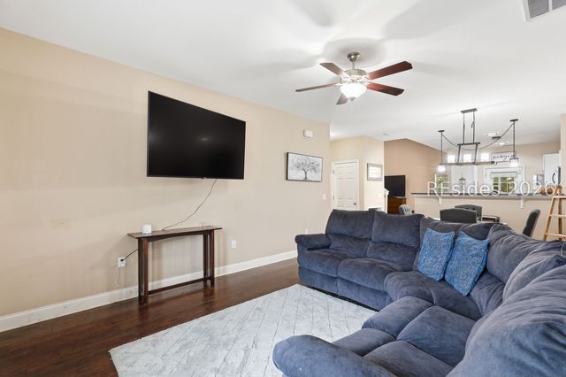 387 Dante Cir, Beaufort, SC 29906