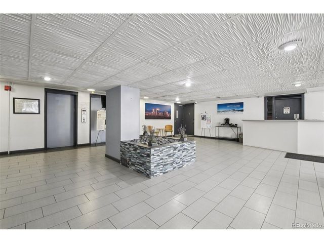 1155 N Ash St 302, Denver, CO 80220