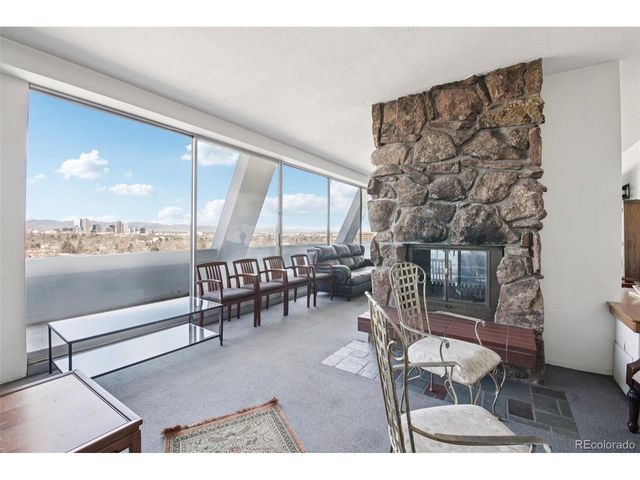 1155 N Ash St 302, Denver, CO 80220