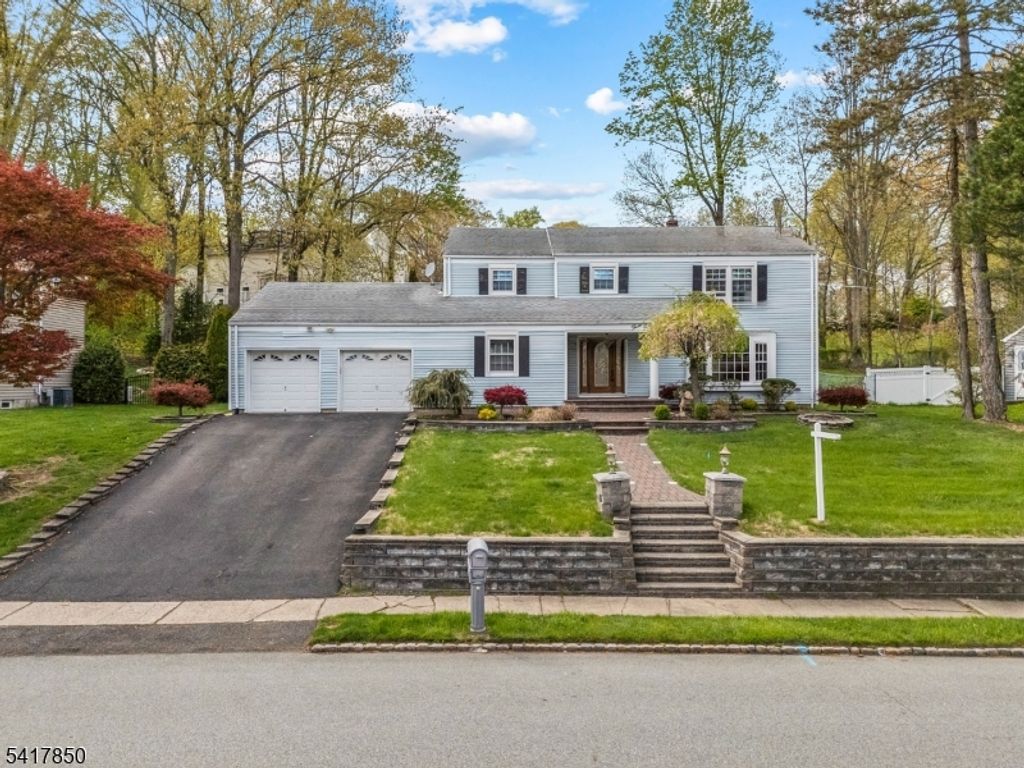 350 Parsippany Blvd, Parsippany-troy Hills Twp., NJ 07005