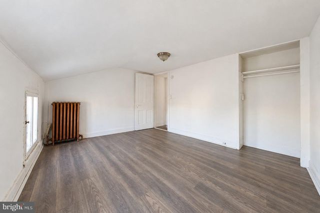 46 E UNION ST, Burlington, NJ 08016