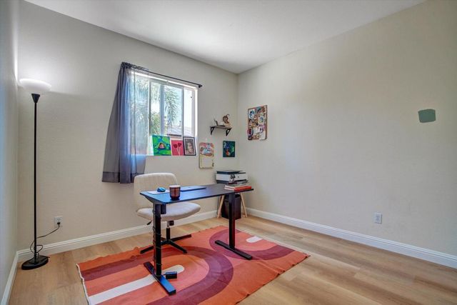 33166 Aquamarine Circle, Menifee, CA 92584