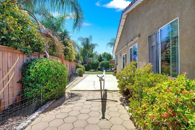 33166 Aquamarine Circle, Menifee, CA 92584
