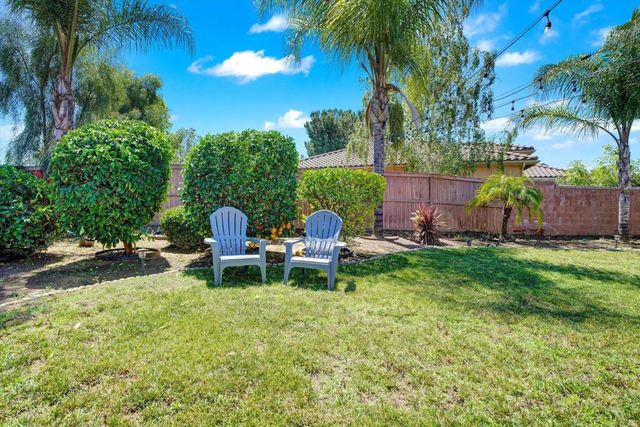 33166 Aquamarine Circle, Menifee, CA 92584