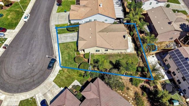 33166 Aquamarine Circle, Menifee, CA 92584