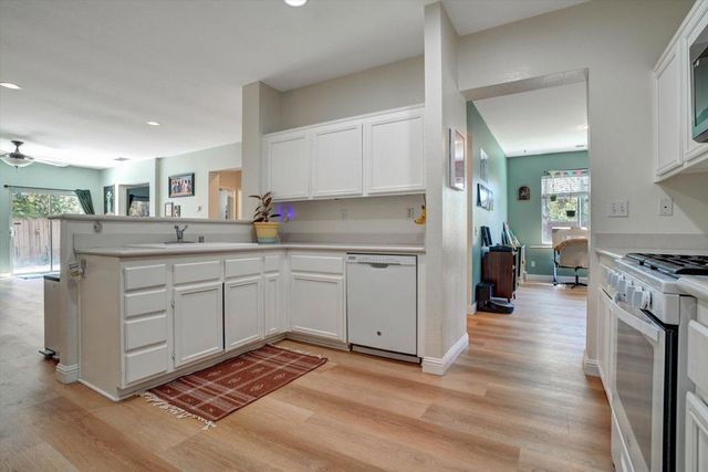 33166 Aquamarine Circle, Menifee, CA 92584