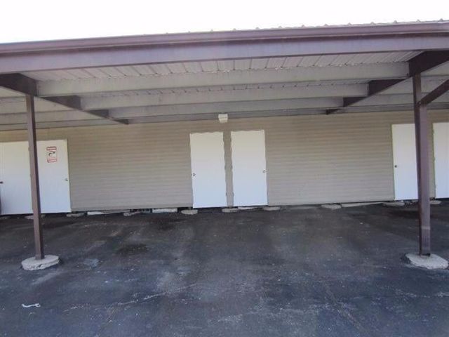 735 Clubhouse Drive, Ypsilanti, MI 48197