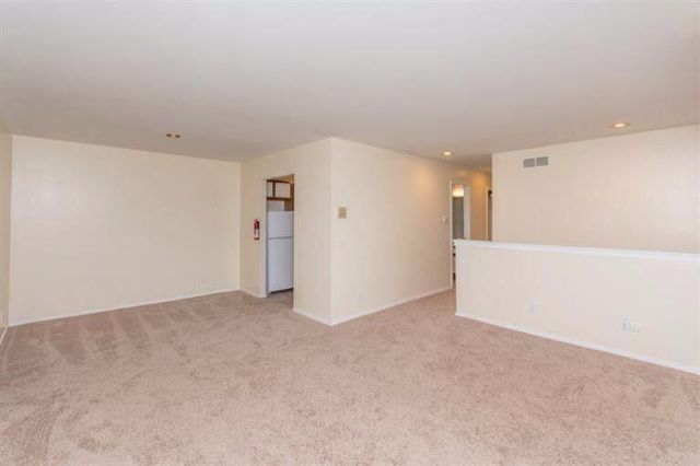 735 Clubhouse Drive, Ypsilanti, MI 48197