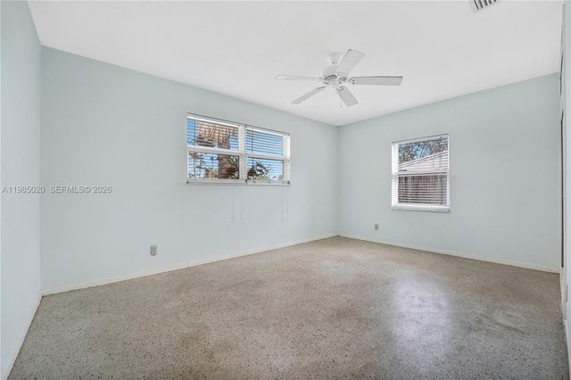 340 SE 4th St, Deerfield Beach, FL 33441