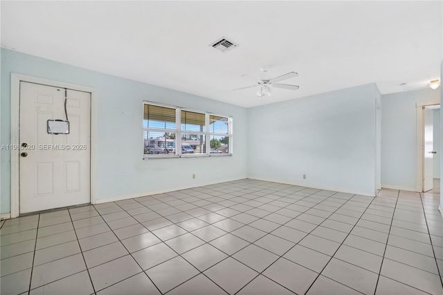 340 SE 4th St, Deerfield Beach, FL 33441