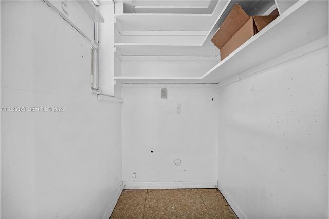 340 SE 4th St, Deerfield Beach, FL 33441