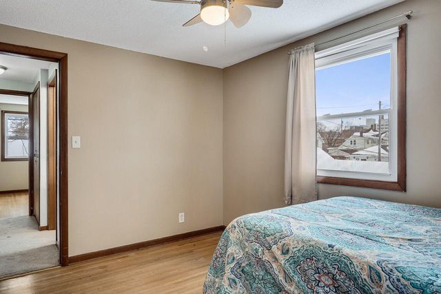 614 13th STREET S, La Crosse, WI 54601