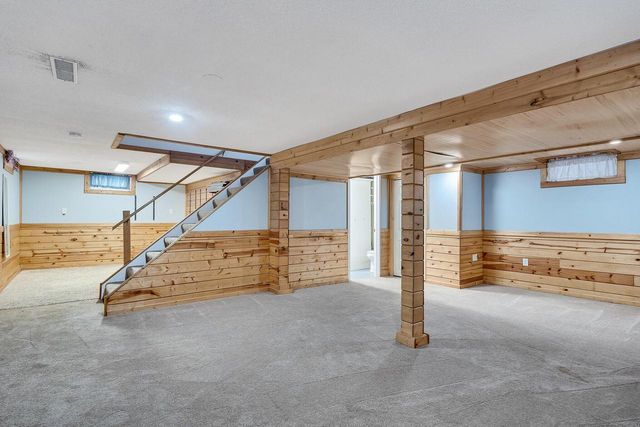 614 13th STREET S, La Crosse, WI 54601