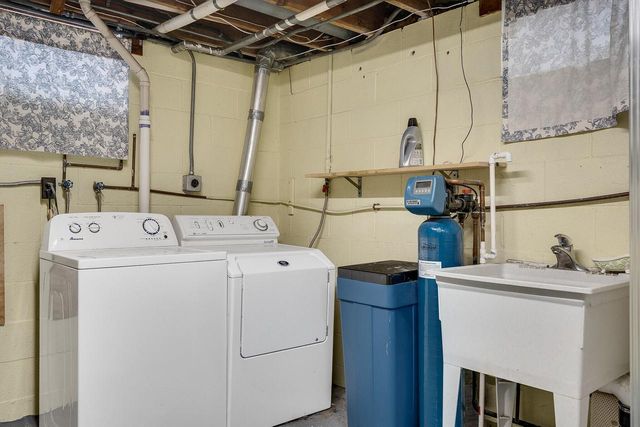 614 13th STREET S, La Crosse, WI 54601