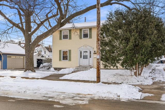 614 13th STREET S, La Crosse, WI 54601