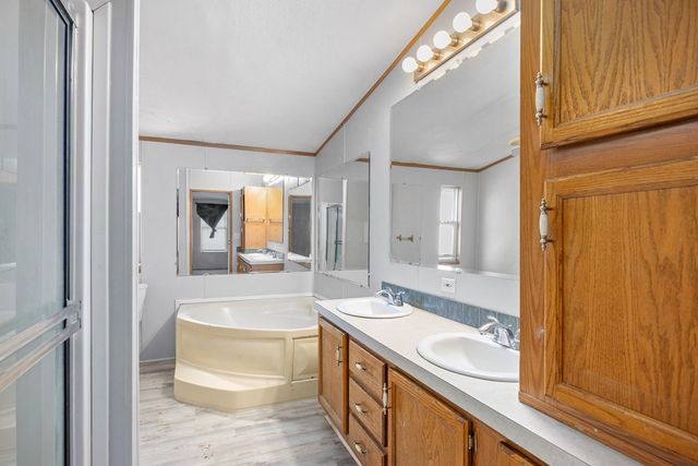 179 Kathy Dr, Kerrville, TX 78028