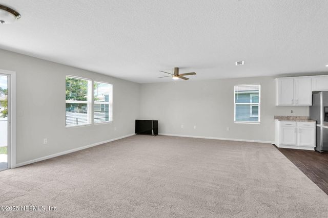 1983 PEBBLE POINT Drive, Green Cove Springs, FL 32043