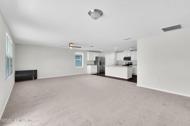 1983 PEBBLE POINT Drive, Green Cove Springs, FL 32043