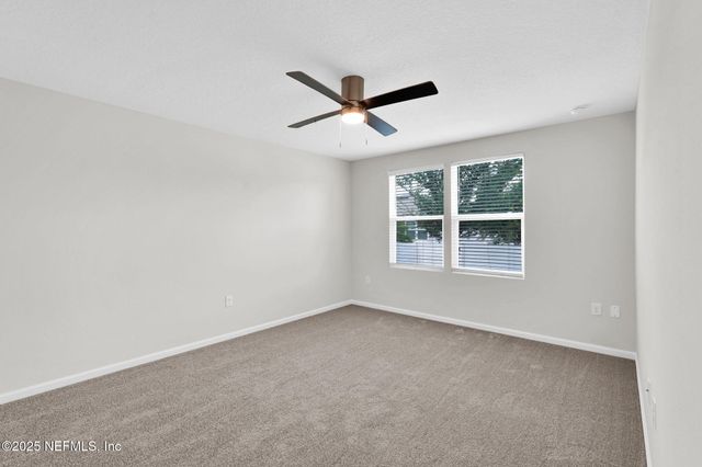 1983 PEBBLE POINT Drive, Green Cove Springs, FL 32043