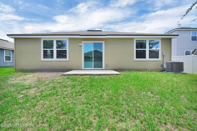 1983 PEBBLE POINT Drive, Green Cove Springs, FL 32043