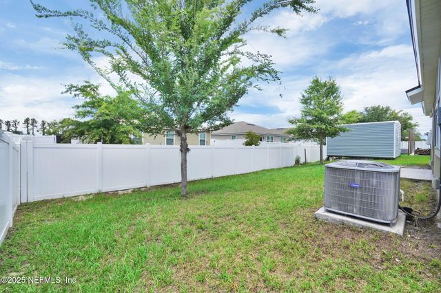 1983 PEBBLE POINT Drive, Green Cove Springs, FL 32043