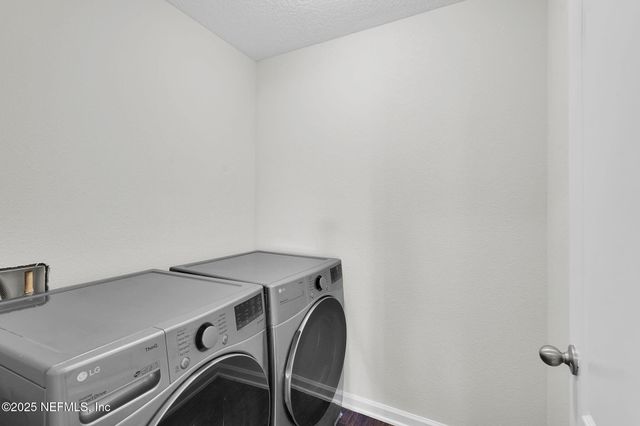 1983 PEBBLE POINT Drive, Green Cove Springs, FL 32043