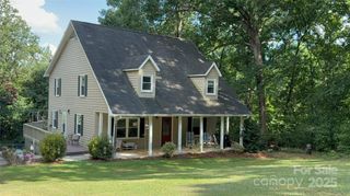 715 Hester Drive, Dallas, NC 28034