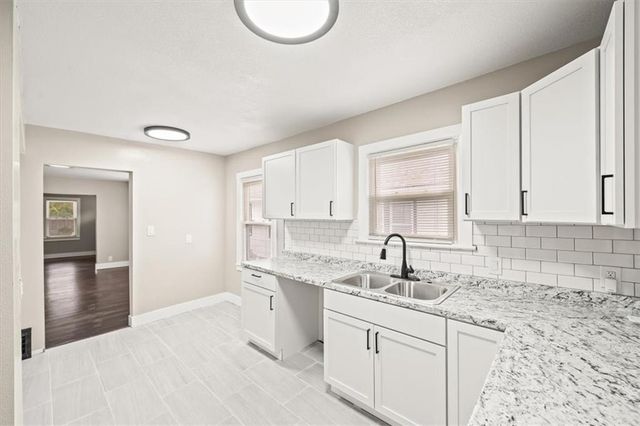 5019 Agnes Avenue, Kansas City, MO 64130