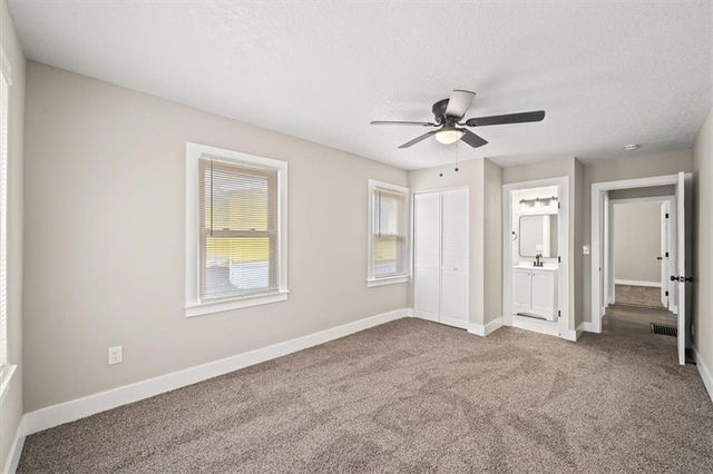 5019 Agnes Avenue, Kansas City, MO 64130