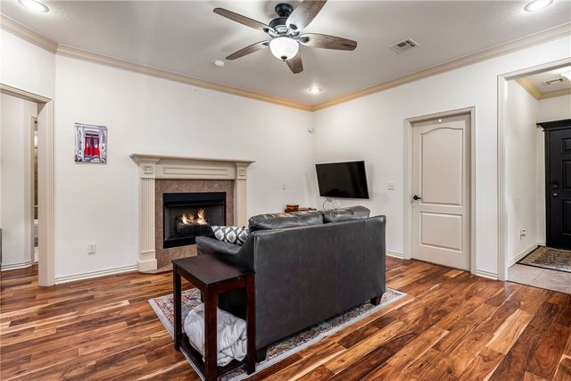 2665 N Sierra Avenue, Fayetteville, AR 72703