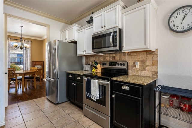 2665 N Sierra Avenue, Fayetteville, AR 72703