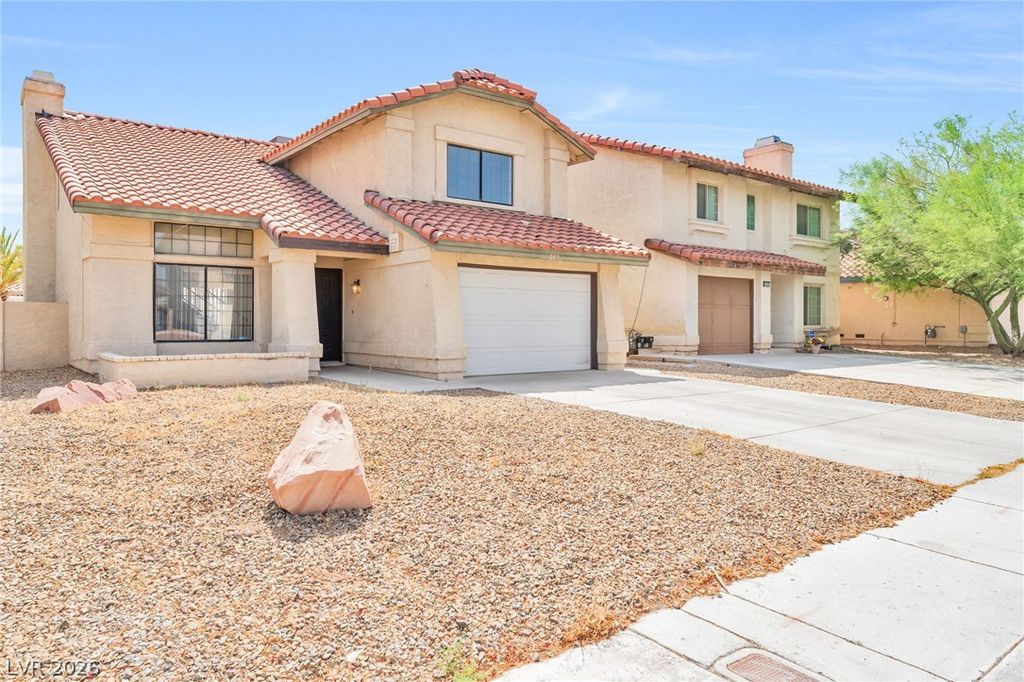 205 Moose Lane, Las Vegas, NV 89145