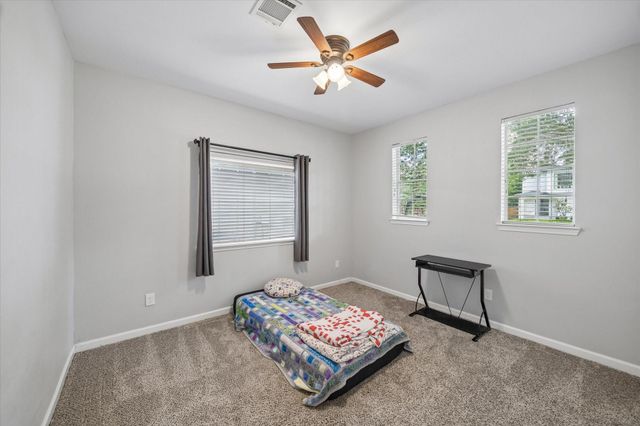 2214 Deer Cove Trail, Kingwood, TX 77339
