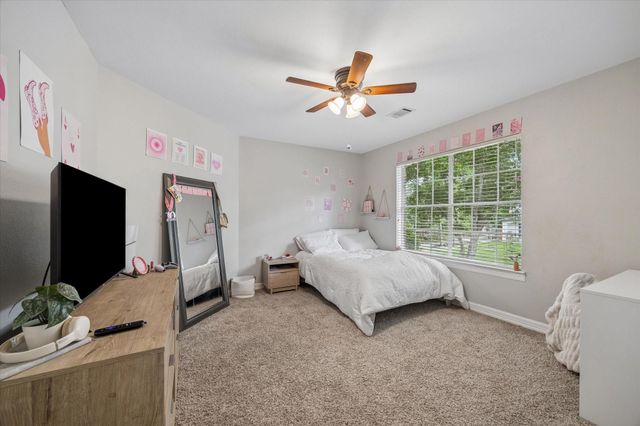 2214 Deer Cove Trail, Kingwood, TX 77339