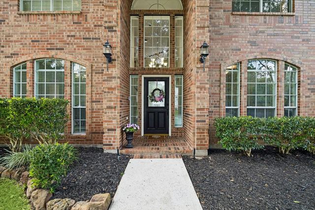 2214 Deer Cove Trail, Kingwood, TX 77339