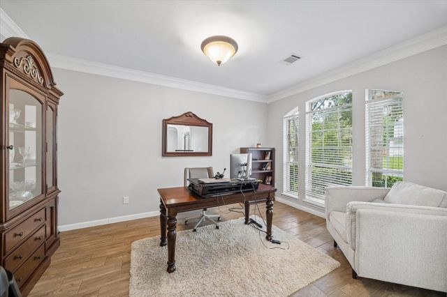 2214 Deer Cove Trail, Kingwood, TX 77339