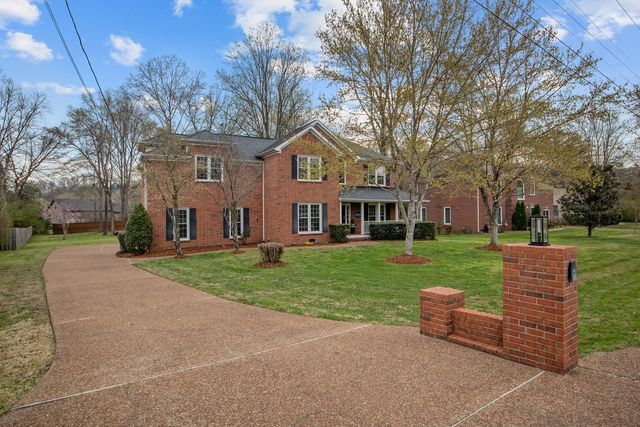 465 Harpeth Meadows Dr, Kingston Springs, TN 37082