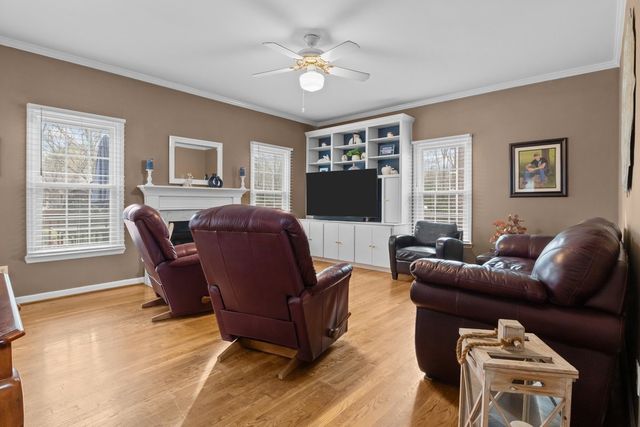 465 Harpeth Meadows Dr, Kingston Springs, TN 37082