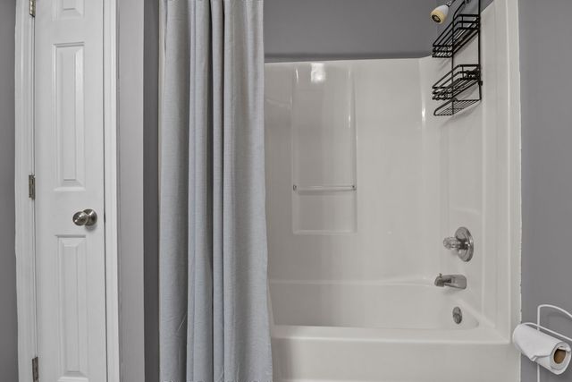 465 Harpeth Meadows Dr, Kingston Springs, TN 37082