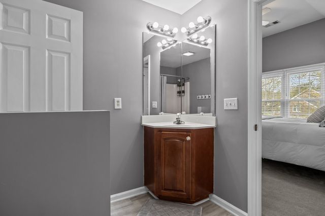 465 Harpeth Meadows Dr, Kingston Springs, TN 37082