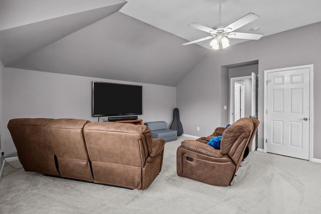 465 Harpeth Meadows Dr, Kingston Springs, TN 37082