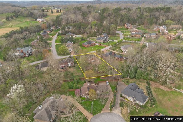 465 Harpeth Meadows Dr, Kingston Springs, TN 37082